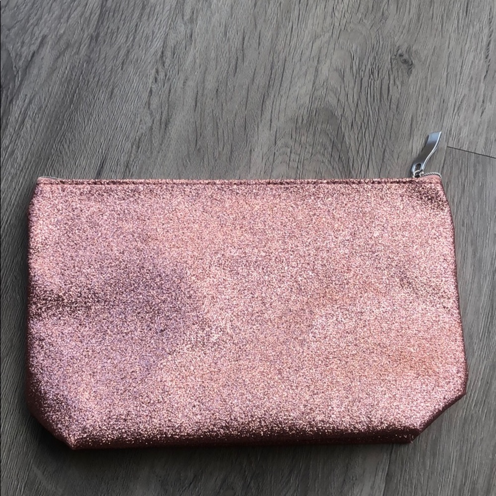 Never been used makeup bag - Picture 3 of 5